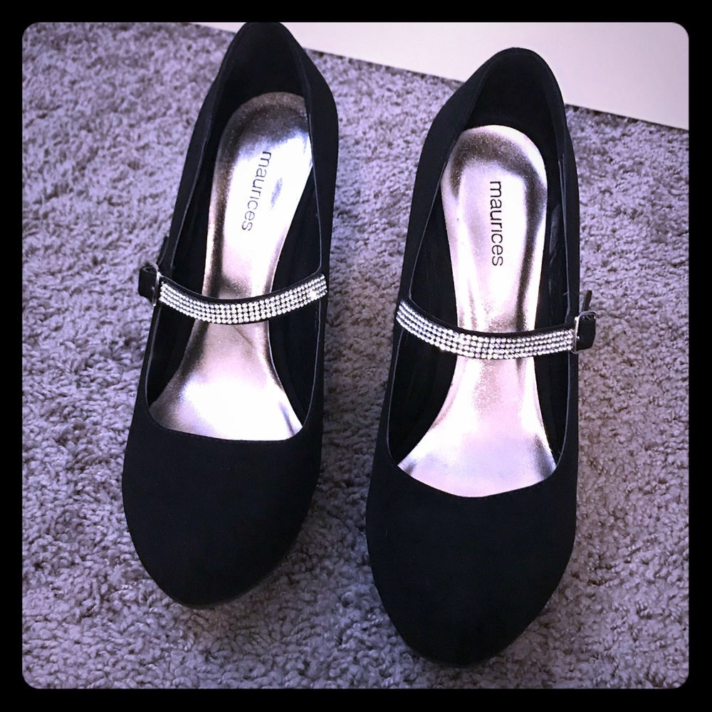Black suede heels - Picture 2 of 5